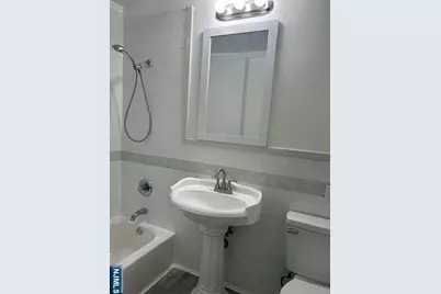 17-19 68th 1 #1, Guttenberg, NJ 07093 - Photo 4