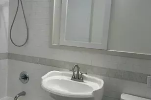 17-19 68th 1, Guttenberg, NJ 07093 - Photo 4