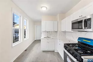 366 Badger Ave, Newark, NJ 07112 - Photo 44