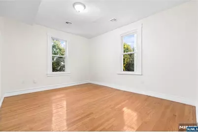 366 Badger Avenue, Newark, NJ 07112 - Photo 14