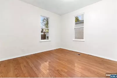 366 Badger Avenue, Newark, NJ 07112 - Photo 30