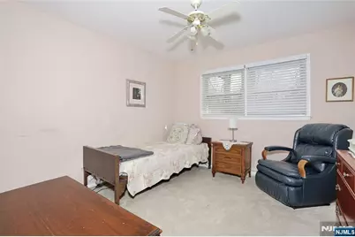 282 Spring Valley Road, Park Ridge, NJ 07656 - Photo 18