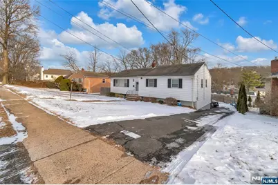 1336 Pleasant Valley Way, West Orange Township, NJ 07052 - Photo 2