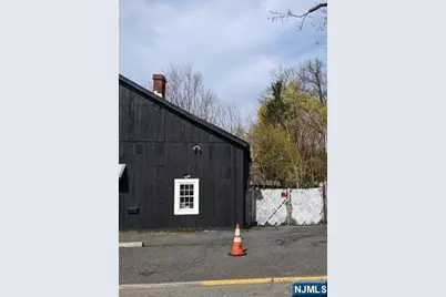 44 W Railroad Avenue, Tenafly, NJ 07670 - Photo 2