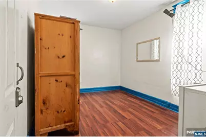 10 Treacy Avenue, Newark, NJ 07108 - Photo 8