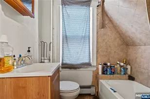 10 Treacy Ave, Newark, NJ 07108 - Photo 4