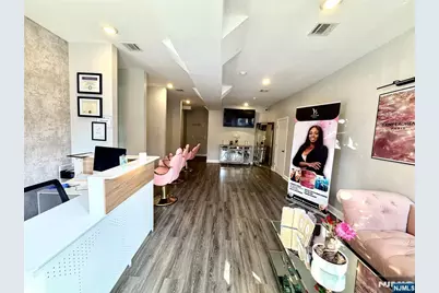 73 Wallington, Wallington, NJ 07057 - Photo 2