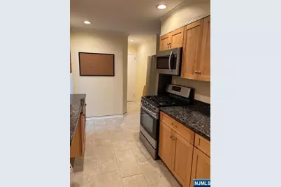 333 Maple Avenue, Oradell, NJ 07649 - Photo 6