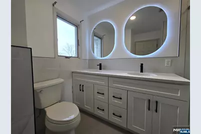 423 West Street, Fort Lee, NJ 07024 - Photo 10