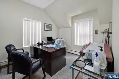 27 S Franklin Turnpike 301 #301, Ramsey, NJ 07446 - Photo 8