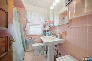 228 Duane St, Orange, NJ 07050 - Photo 20