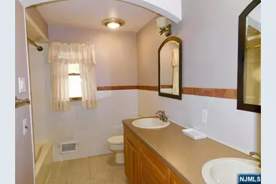 155 Prescott Avenue, Hawthorne, NJ 07506 - Photo 10