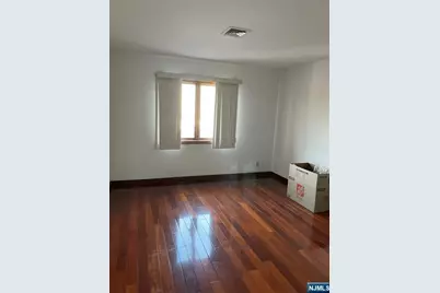 633 Palisade Avenue 3C #3C, Cliffside Park, NJ 07010 - Photo 4