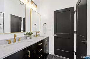 201 Zabriskie Street 1, Jersey City, NJ 07307 - Photo 26