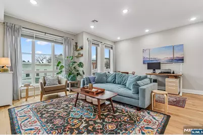 598 Bramhall Avenue 2 #2, Jersey City, NJ 07304 - Photo 2