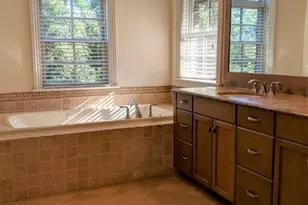 504 Heights Ln, Tenafly, NJ 07670 - Photo 12