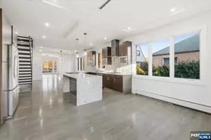 12 Orchard Street 12, Edgewater, NJ 07020 - Photo 2