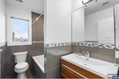 12 Orchard Street 12 #12, Edgewater, NJ 07020 - Photo 16