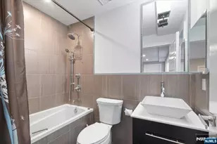 12 Orchard Street 12, Edgewater, NJ 07020 - Photo 6