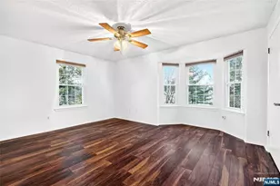 556 Holly Ct, Mahwah, NJ 07430 - Photo 48