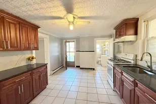 122 Cross Street Apt1, Harrison, NJ 07029 - Photo 2