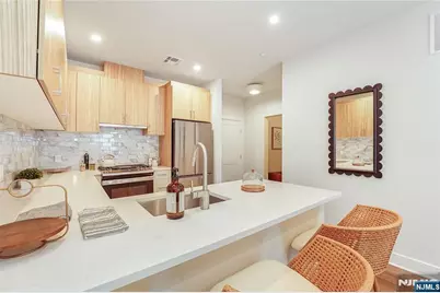 434 Springfield 105 #105, Berkeley Heights Township, NJ 07922 - Photo 1