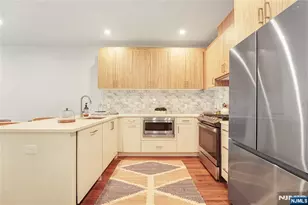 434 Springfield 105, Berkeley Heights Township, NJ 07922 - Photo 4