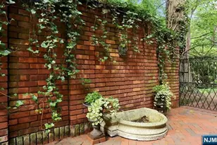 10 Orchard Pl, Tenafly, NJ 07670 - Photo 22