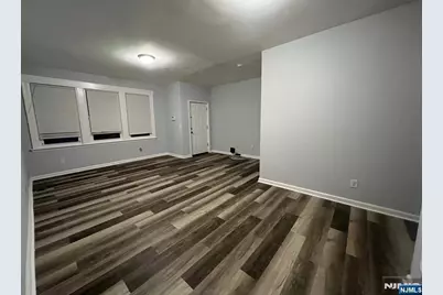 133 Mapes Avenue, Newark, NJ 07112 - Photo 2