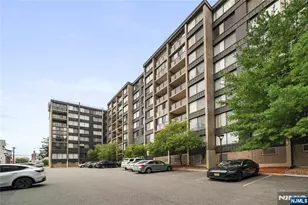 9060 Palisade Ave 507, North Bergen, NJ 07047 - Photo 32