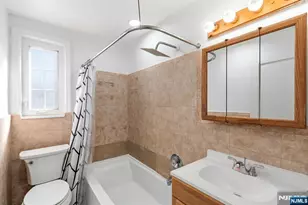 63 W Hudson B7, Englewood, NJ 07631 - Photo 4