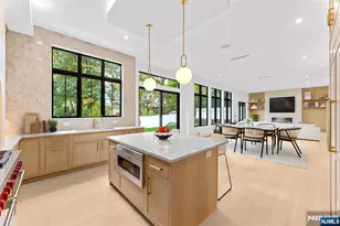 156 Stuart St, Paramus, NJ 07652 - Photo 50