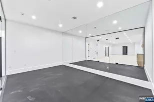 156 Stuart St, Paramus, NJ 07652 - Photo 42