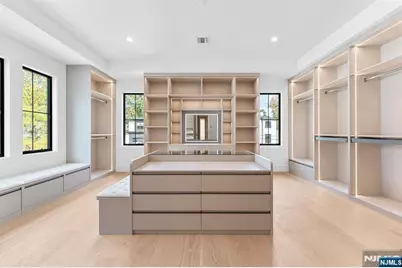 156 Stuart Street, Paramus, NJ 07652 - Photo 34