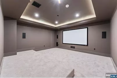 156 Stuart Street, Paramus, NJ 07652 - Photo 38