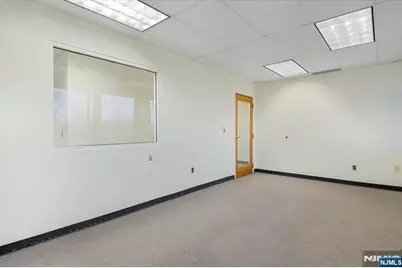 140 Littleton Road 330 #330, Parsippany, NJ 07054 - Photo 12