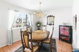 1306 Faulkner Ct, Mahwah, NJ 07430 - Photo 8