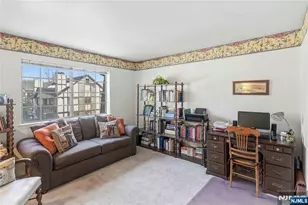 1306 Faulkner Ct, Mahwah, NJ 07430 - Photo 18