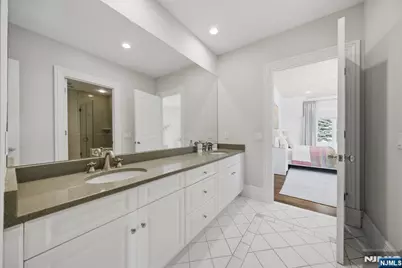 211 Vaccaro Drive, Cresskill, NJ 07626 - Photo 40