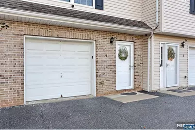 209 Union Street 4 #4, Lodi, NJ 07644 - Photo 4