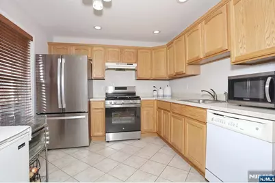209 Union Street 4 #4, Lodi, NJ 07644 - Photo 20