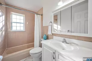 605 Grove F 16, Clifton, NJ 07013 - Photo 22