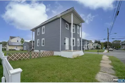 8-02 Chester, Fair Lawn, NJ 07410 - Photo 14