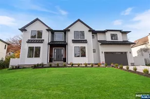 333 Harrison St, Paramus, NJ 07652 - Photo 2