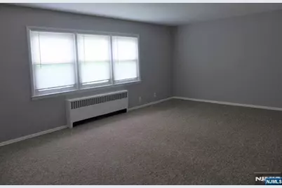 6 Gainesborough 1A #1A, River Edge, NJ 07661 - Photo 4