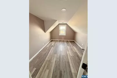 86 Hunter Street, Lodi, NJ 07644 - Photo 14