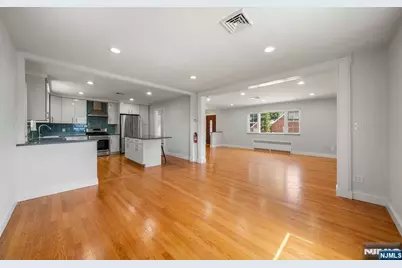 244 Elsmere Place, Fort Lee, NJ 07024 - Photo 2