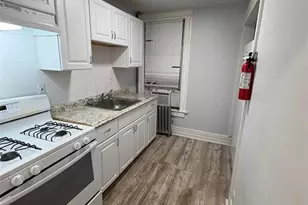 195 Ramapo Valley Road 2A, Oakland, NJ 07436 - Photo 2