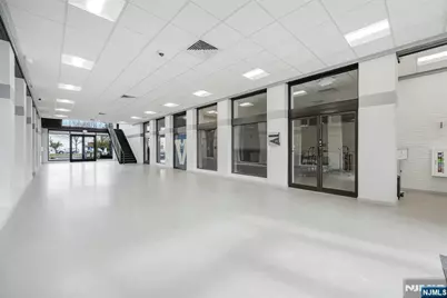 1 Lethbridge Plaza 3 #3, Mahwah, NJ 07430 - Photo 8