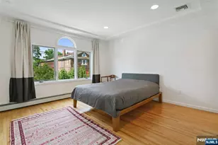 245 Knox Ave, Cliffside Park, NJ 07010 - Photo 22